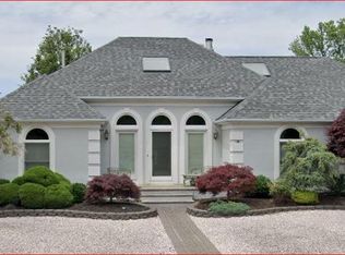 104 W Mantoloking Dr, Brick, NJ 08723