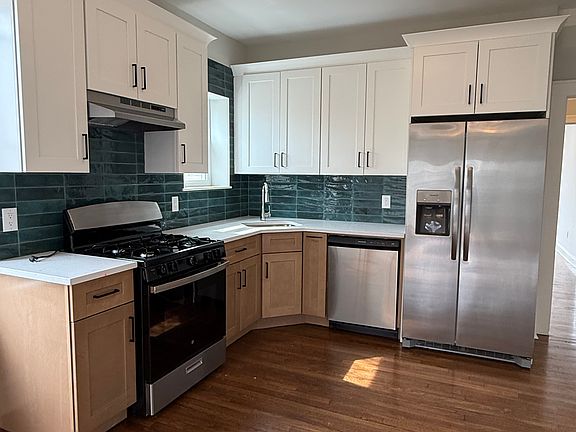 2nd image of 420-422 N 7th St APT 2