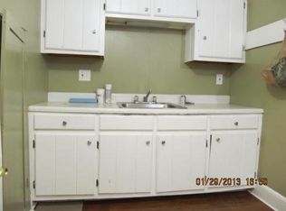 98 Front St APT 3, Waterville, ME 04901