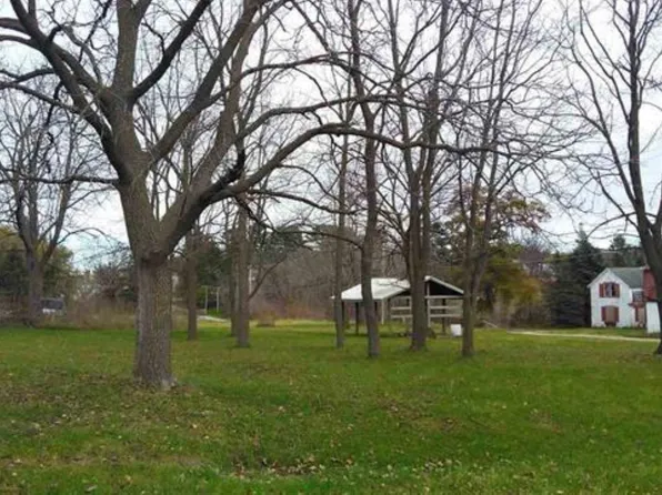 S Bellevue Avenue & Jefferson St, Warren, IL 61087