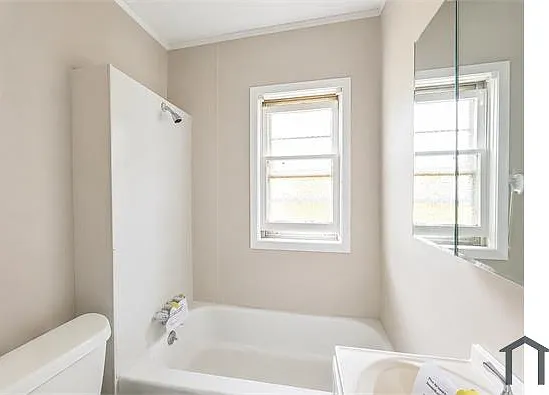 4 bed, $1,500 — Photo 4