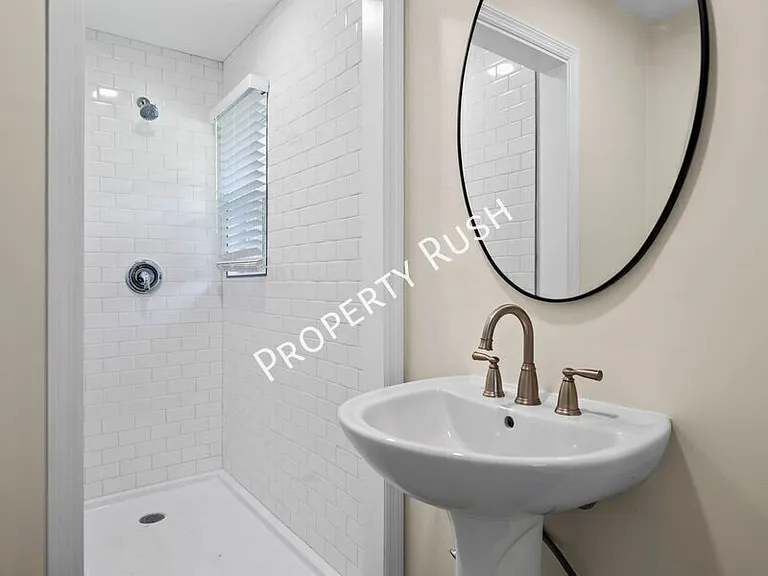 321 Whitmire Cir — Photo 19