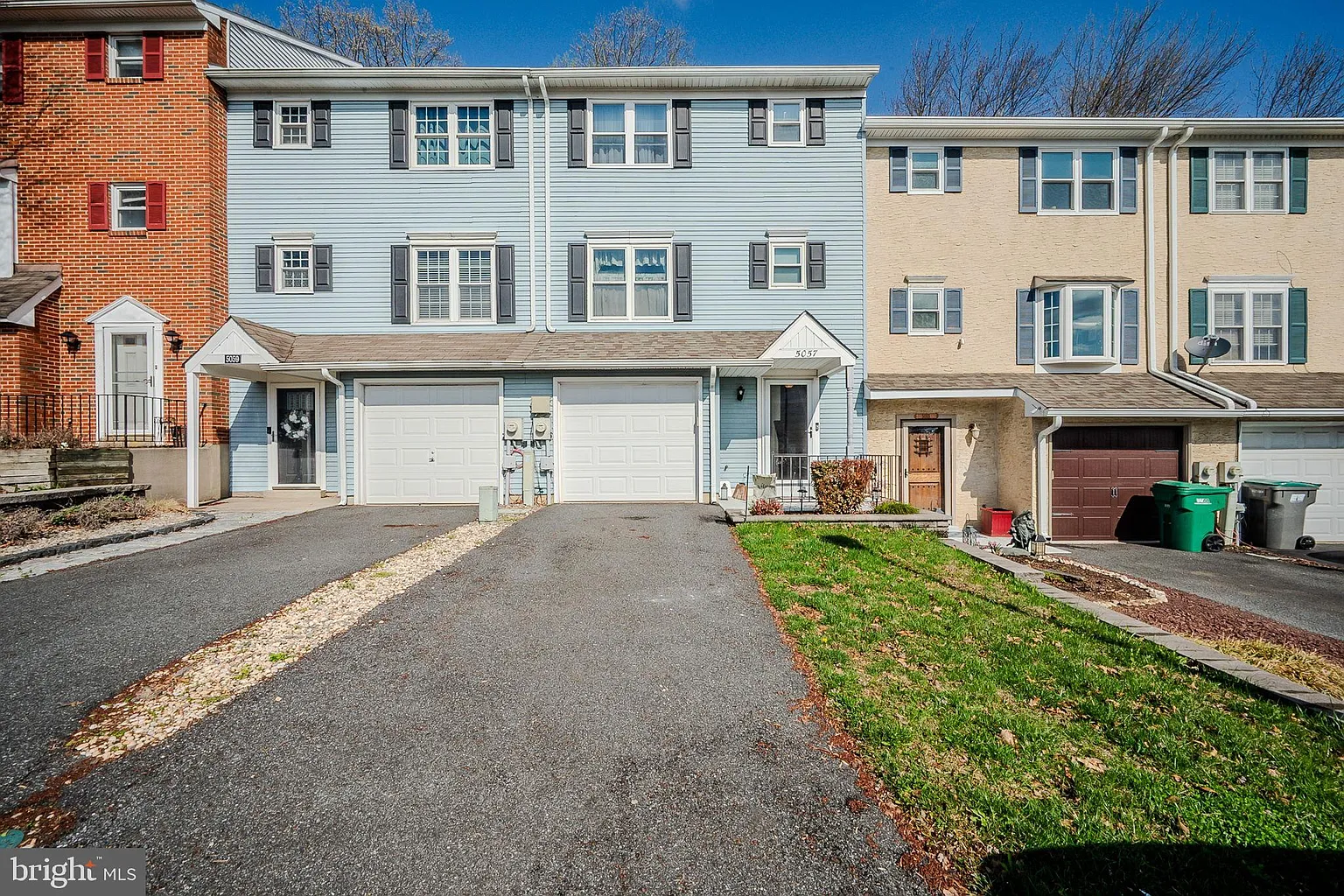 5057 E Woodmill Dr photo 1
