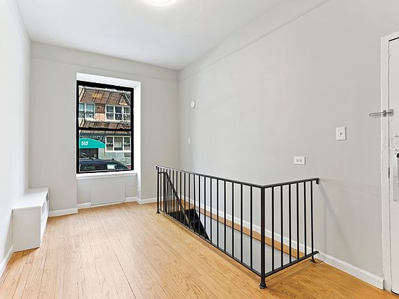 5th image of 514 E 88th St APT 1d