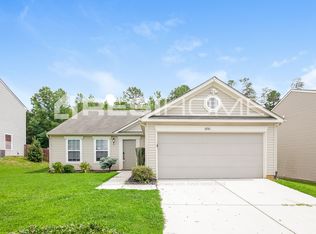 3206 Pikes Peak Dr, Gastonia, NC 28052