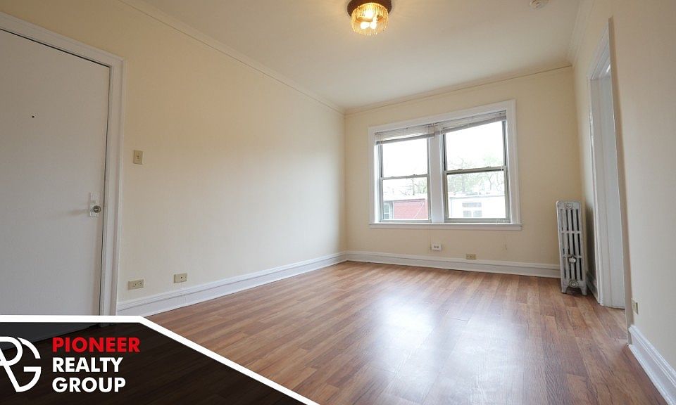 1st image of 2536 N Sawyer Ave #2536313