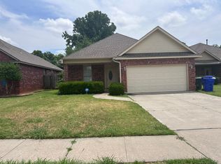 1216 Cedar Creek Dr, Norman, OK 73071