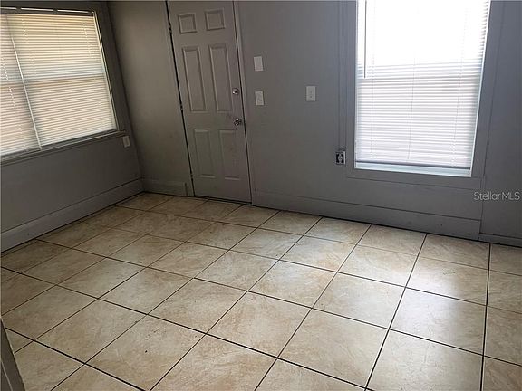 5th image of 410 Avenue D SE