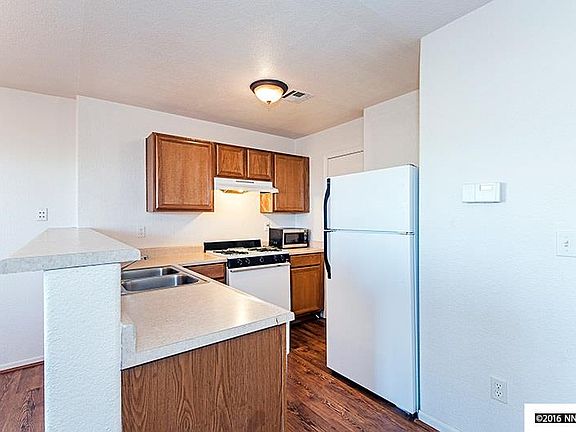 3rd image of 5770 Vista Serena Way APT 103