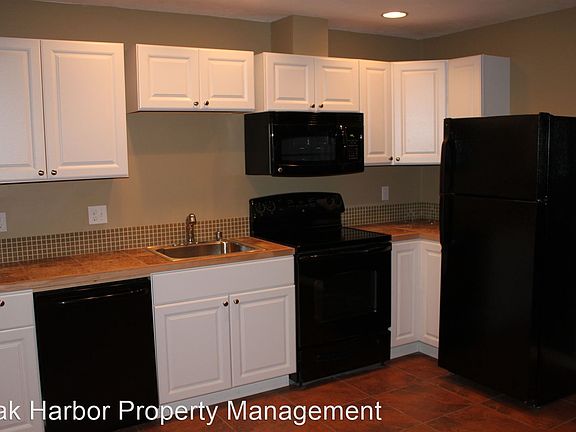 2nd image of 361 NE Regatta Dr
