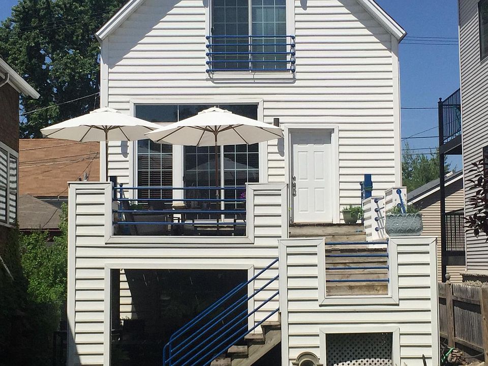 1st image of 2532 N Marshfield Ave #1