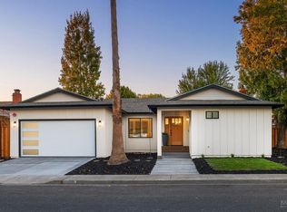 2053 Vista Lane, Petaluma, CA 94954