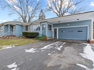 564 Long Acre Rd, Rochester, NY 14621