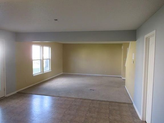 5th image of 11414 Arches Dr