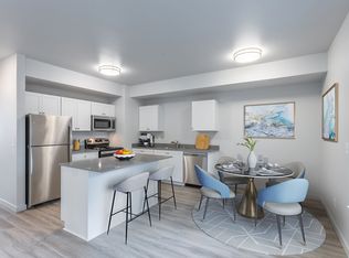 5 Points Apartments, Vancouver, WA 98684