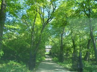 25641 Brick Rd, South Bend, IN 46628