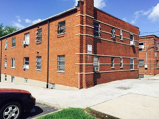 4th image of 5665 Glenway Ave APT 6