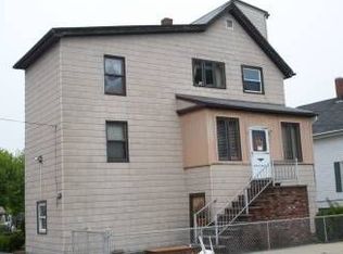 305 Tower St, Fall River, MA 02724
