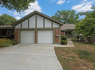 7213 Mastin St, Merriam, KS 66203