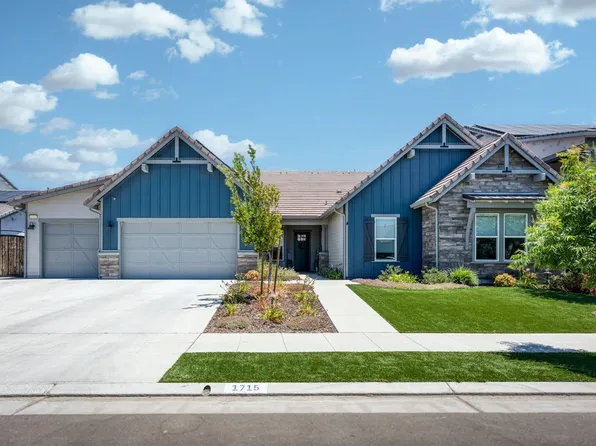 1715 N Renn Ave, Clovis, CA 93619