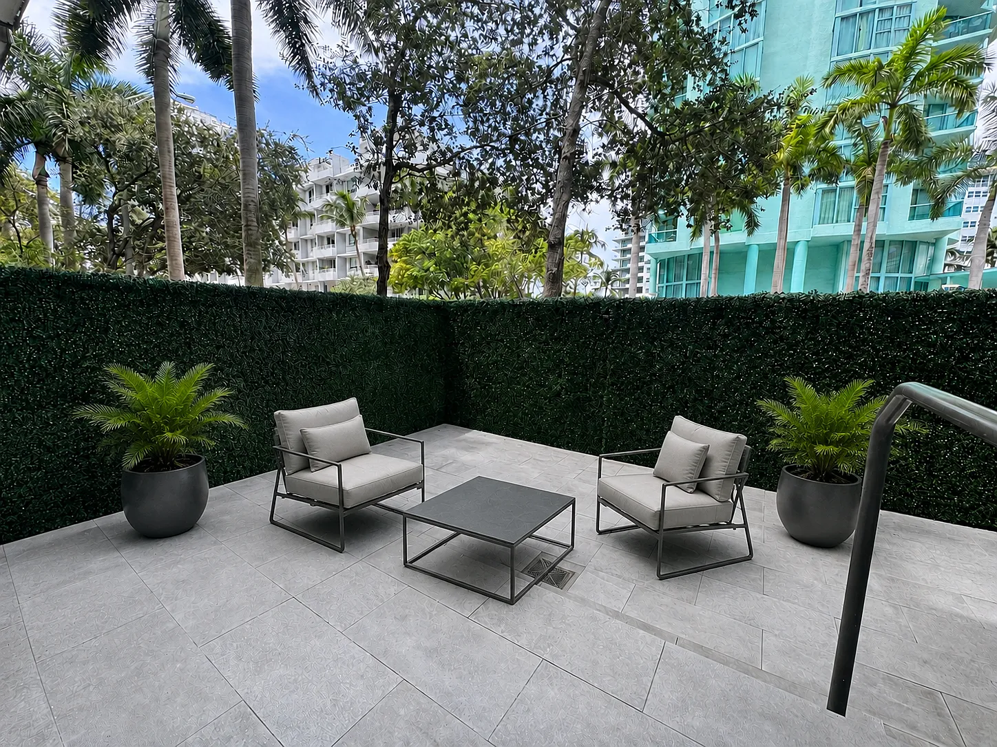 6000 Collins Ave — Photo 3
