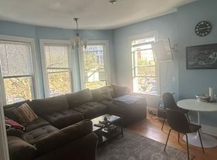 1516 Commonwealth Ave #4CU, Boston, MA 02135