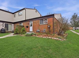 119 Sheffield Dr, Saline, MI