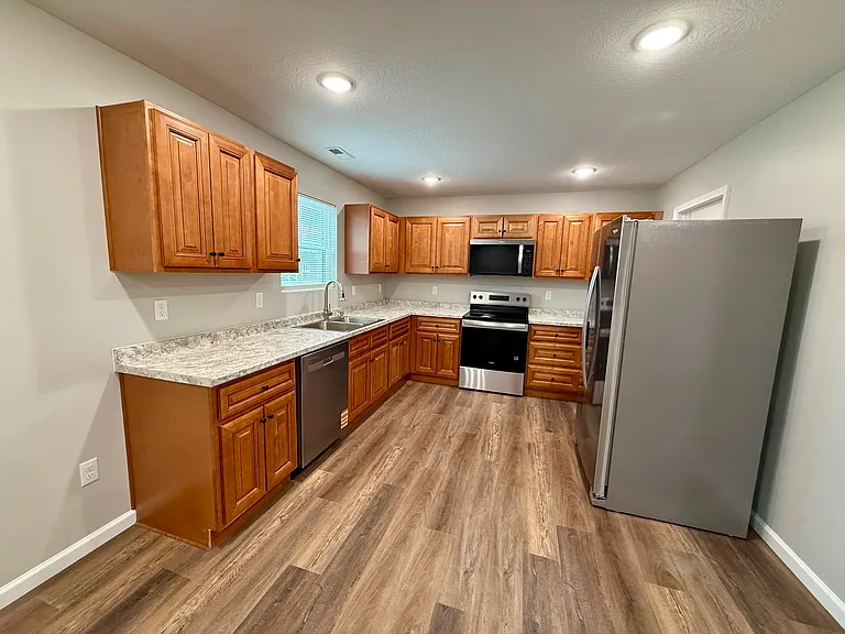 107 Losey St #2 — Photo 3