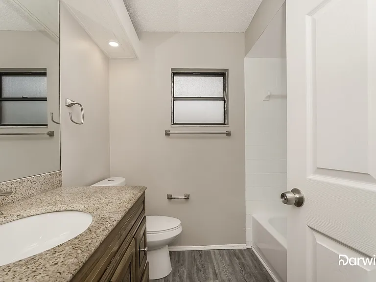 7392 Flyway Dr — Photo 12