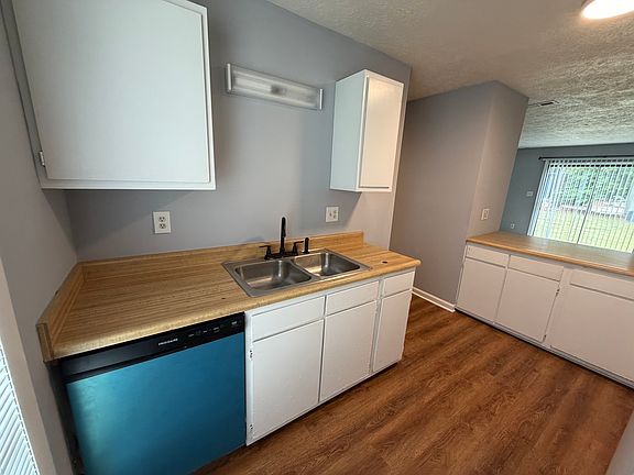 5th image of 1405 Tangora Ln