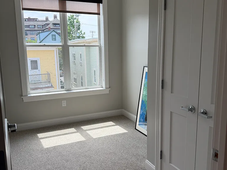 Office/potential 3rd bedroom