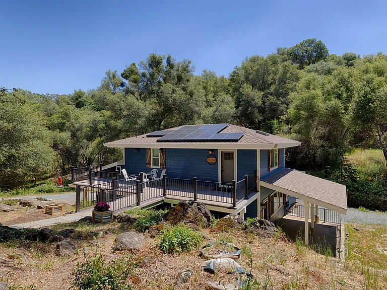 21723 E Hacienda Dr — Photo 2