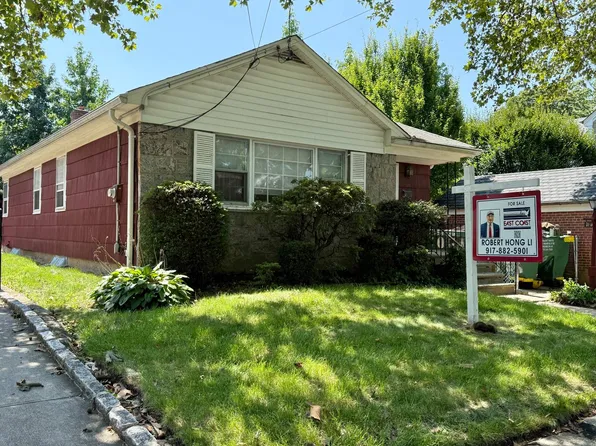 21114 34th Ave, Bayside, NY 11361