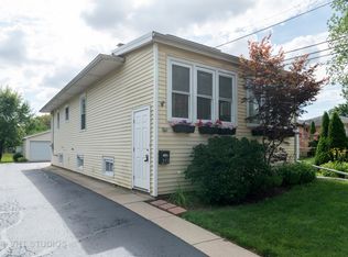 253 N Emroy Ave, Elmhurst, IL 60126