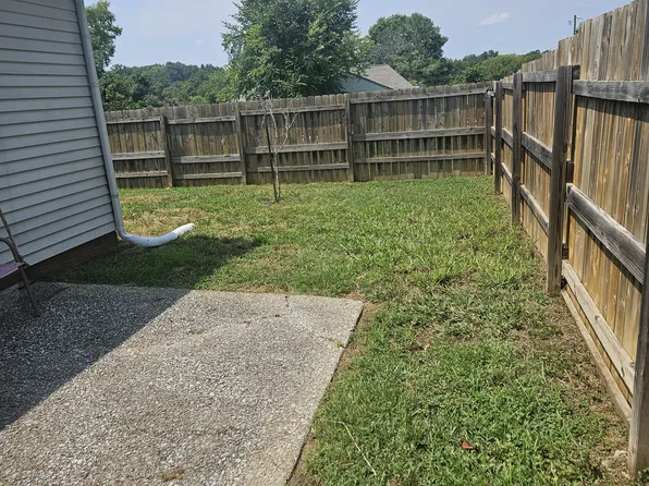 939 Patio Dr, Nashville, TN 37214