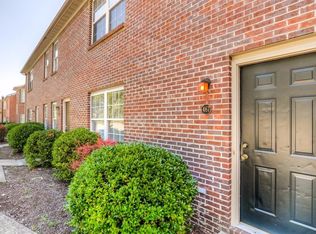467 Dabney Dr, Lexington, KY 40509