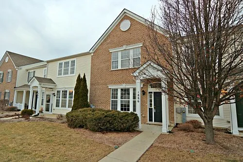 1886 Sebastian Dr photo 1