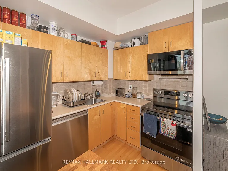 281 Mutual St #1506 — Photo 8
