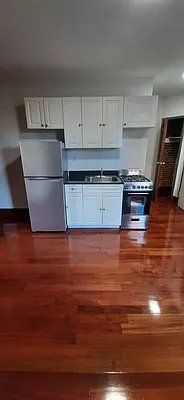 Rented by Allen Harris, LREB | media 8