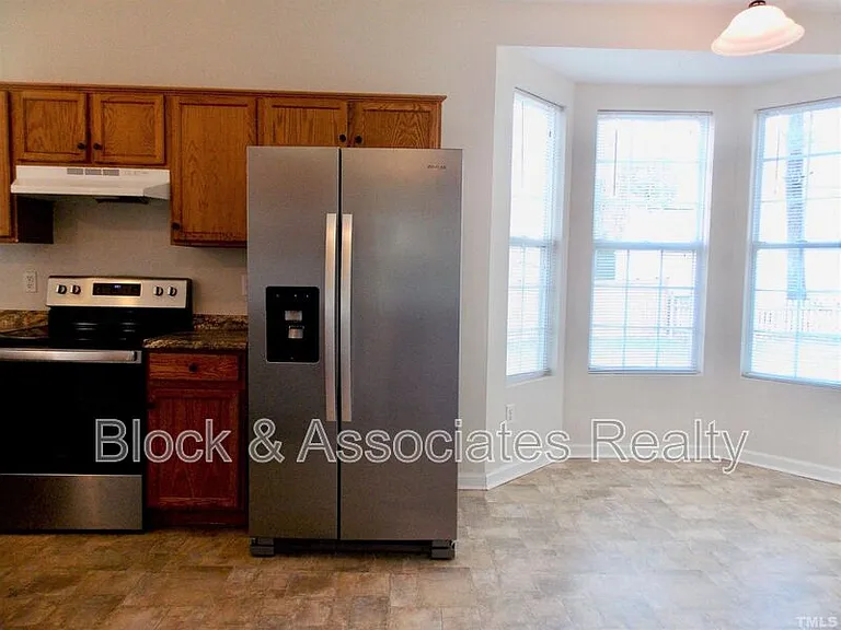 201 Capello Ct — Photo 10