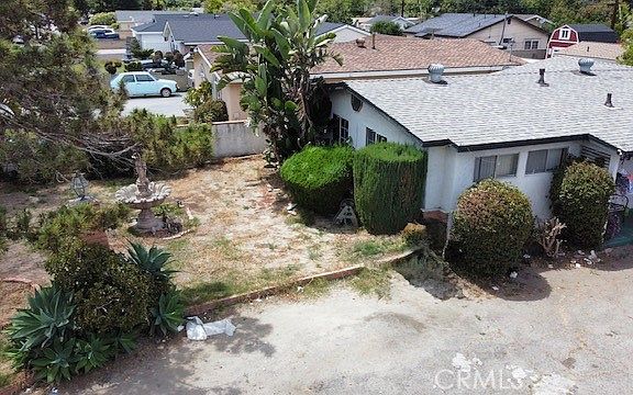 5th image of 2205 W 9th St