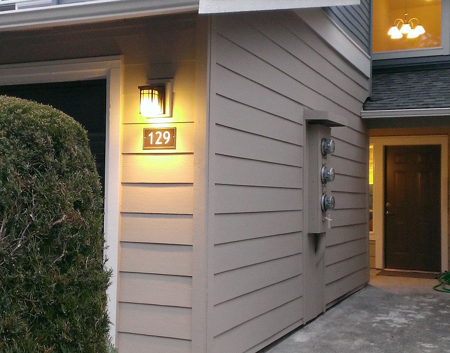 1st image of 4344 W Lake Sammamish Pkwy SE APT 129
