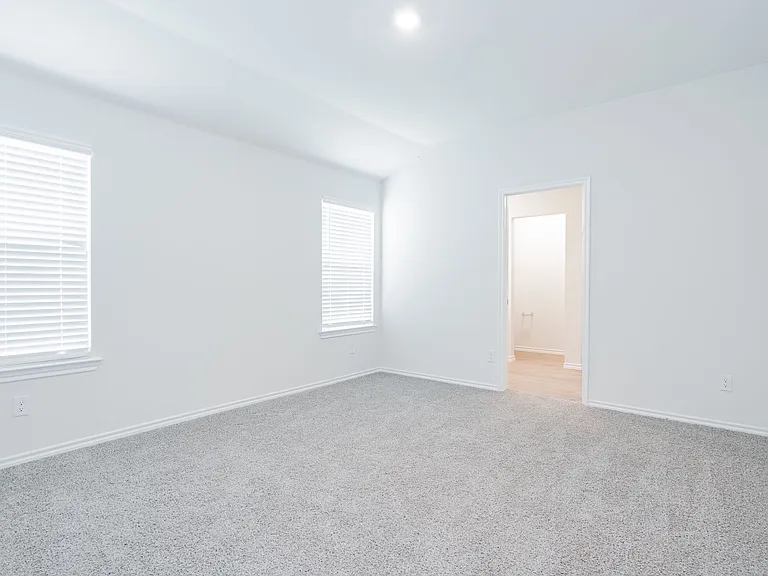 916 Sunrise Ln — Photo 19