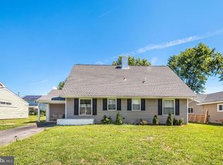 14 Spindletop Ln, Willingboro, NJ 08046