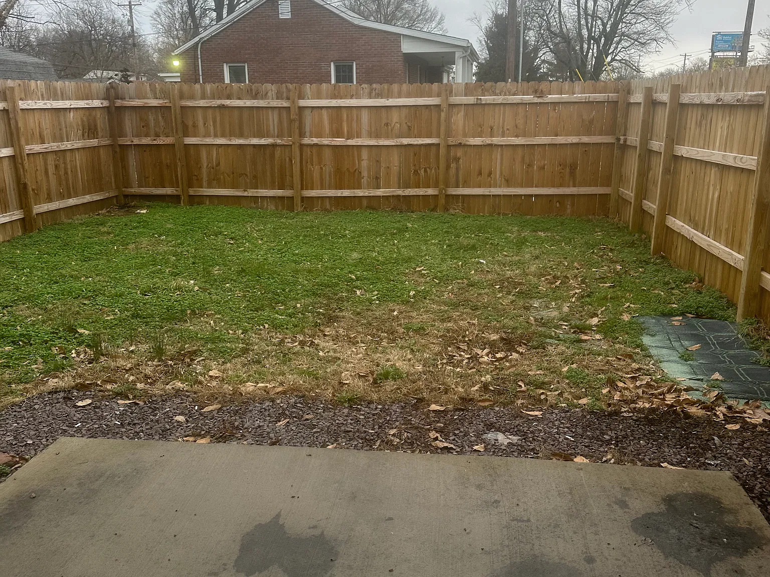 2 bed, 950 sqft, $1,250 — Photo 1