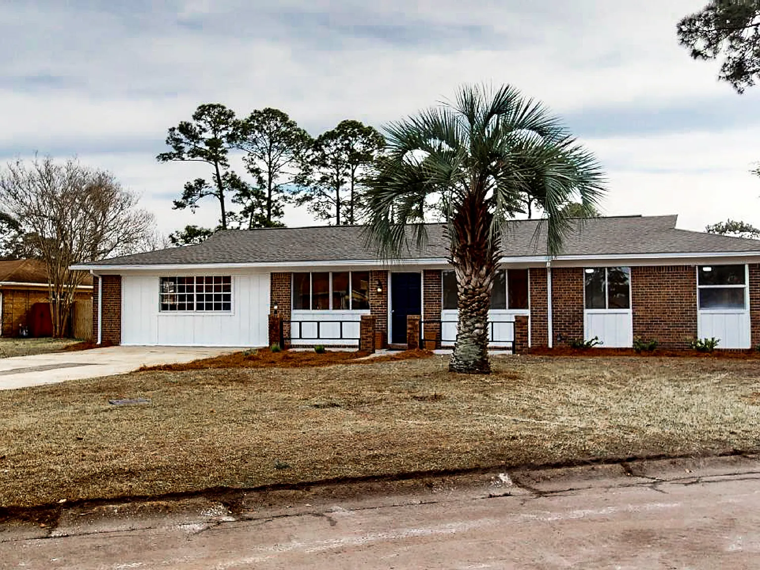 4 bed, 1935 sqft, $2,350 — Photo 3