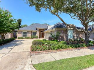 1530 Harness Oaks Ct, Houston, TX 77077