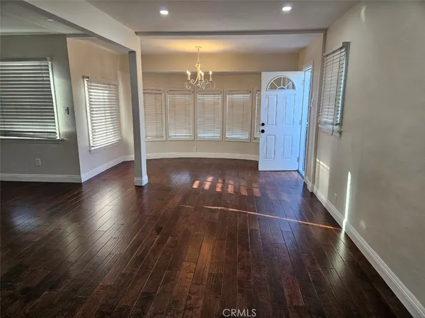 1606 W 219th St, Torrance, CA 90501