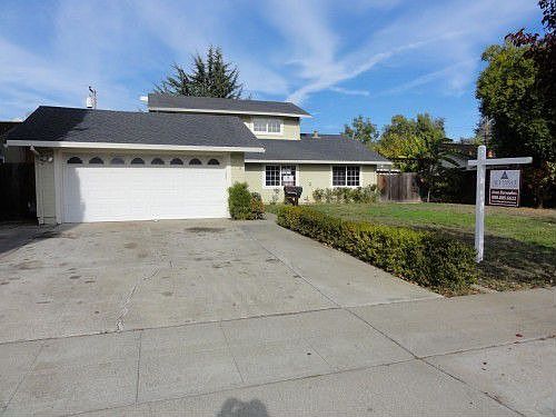 1st image of 2825 Evergreen Way