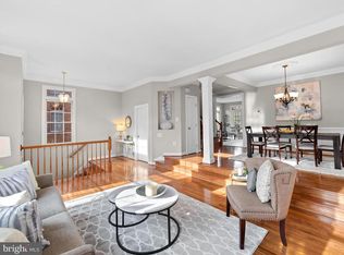 10421 Dalebrooke Ln, Potomac, MD 20854